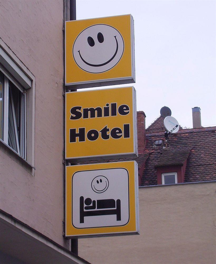 Smile Hotel Nuremberga Exterior foto